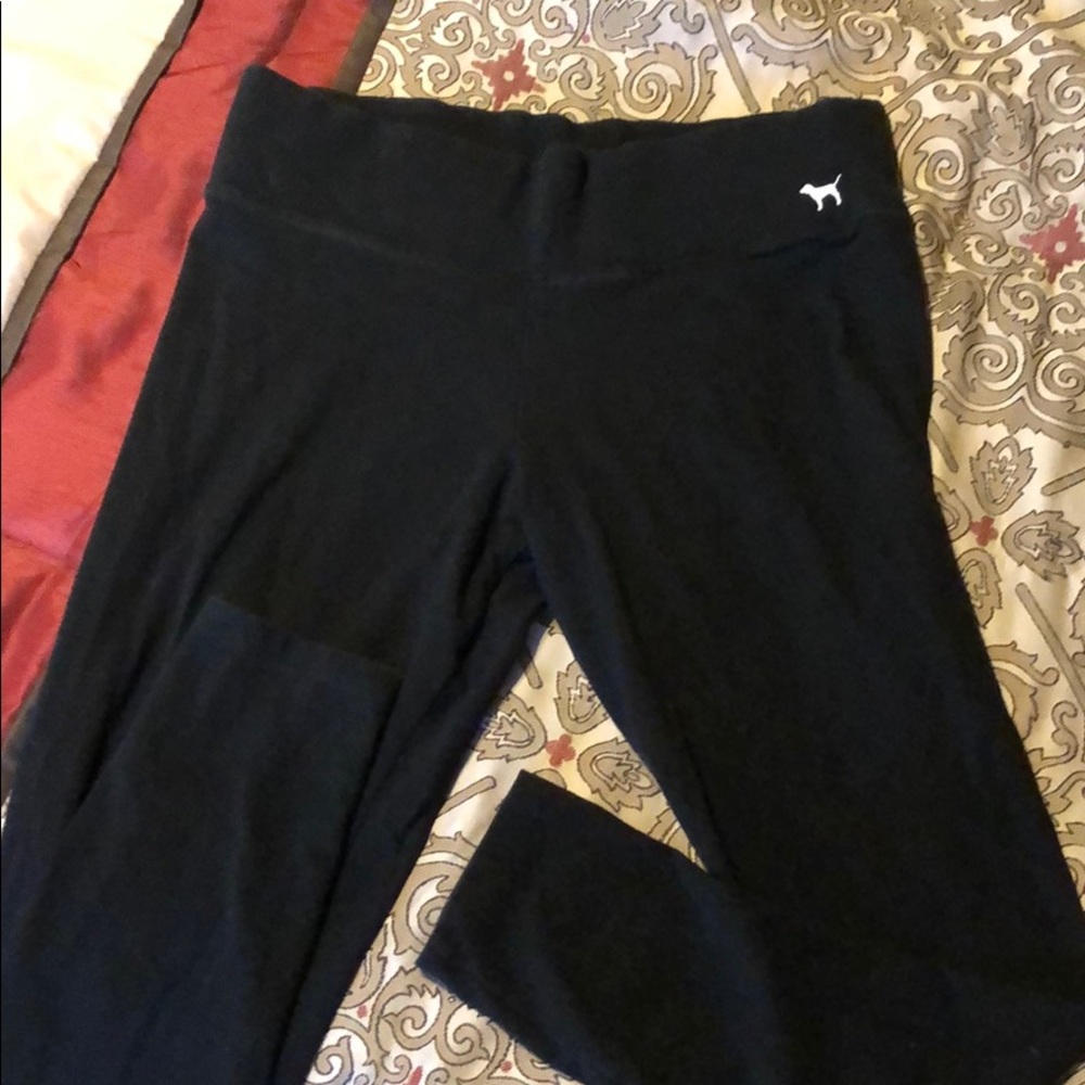 Pink skinny black leggings